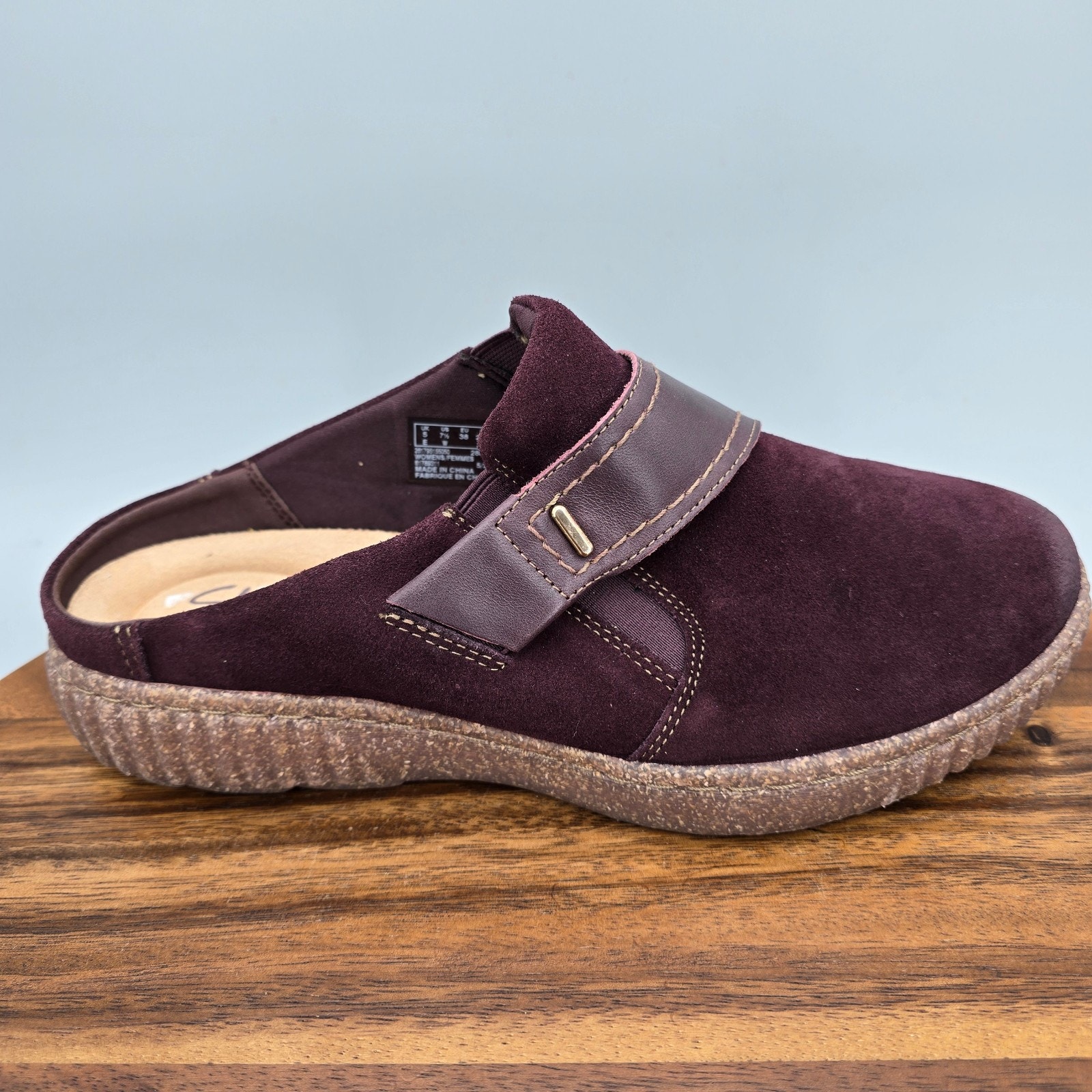 Clarks Shoes Womens 7.5 Wide Wine Suede Leather Slip On Comfort Mules Clogs